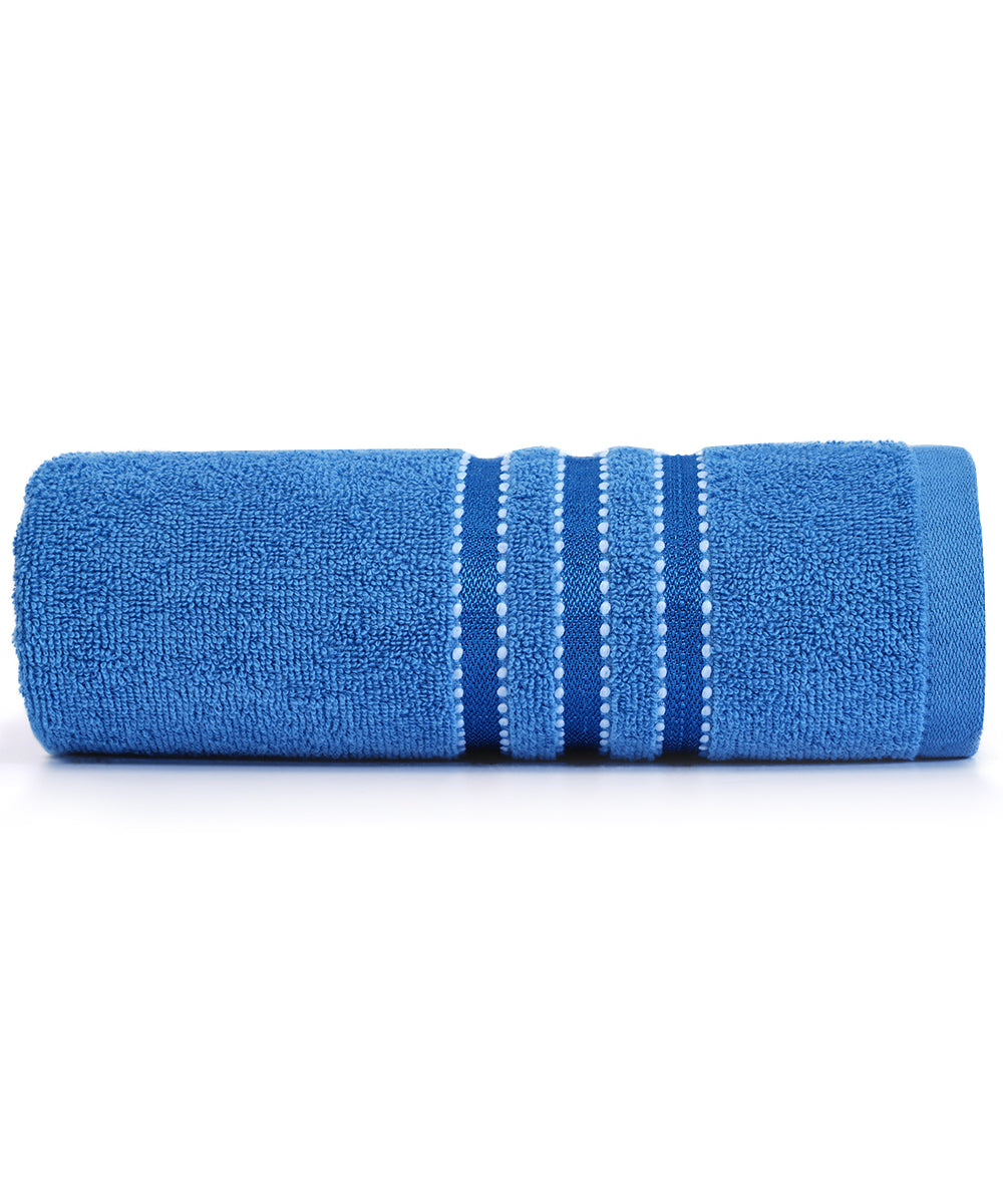 High-absorbency Prime Club Rivera towel providing fast moisture absorption for superior comfort.