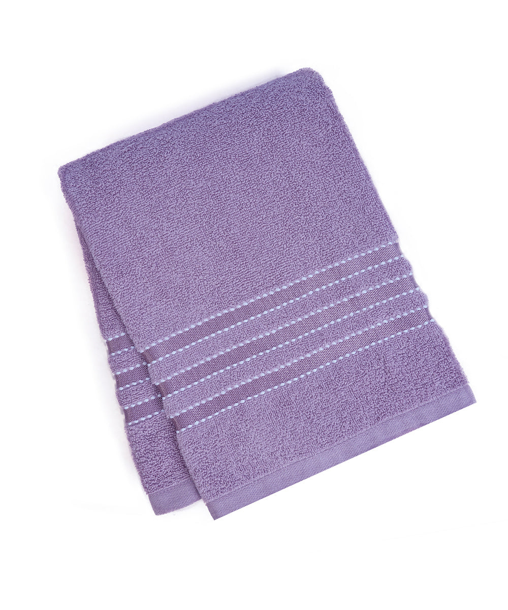 Spa-quality Prime Club Rivera towel perfect for hotel and luxury bathroom experiences.