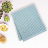 Luxurious cotton towel pair