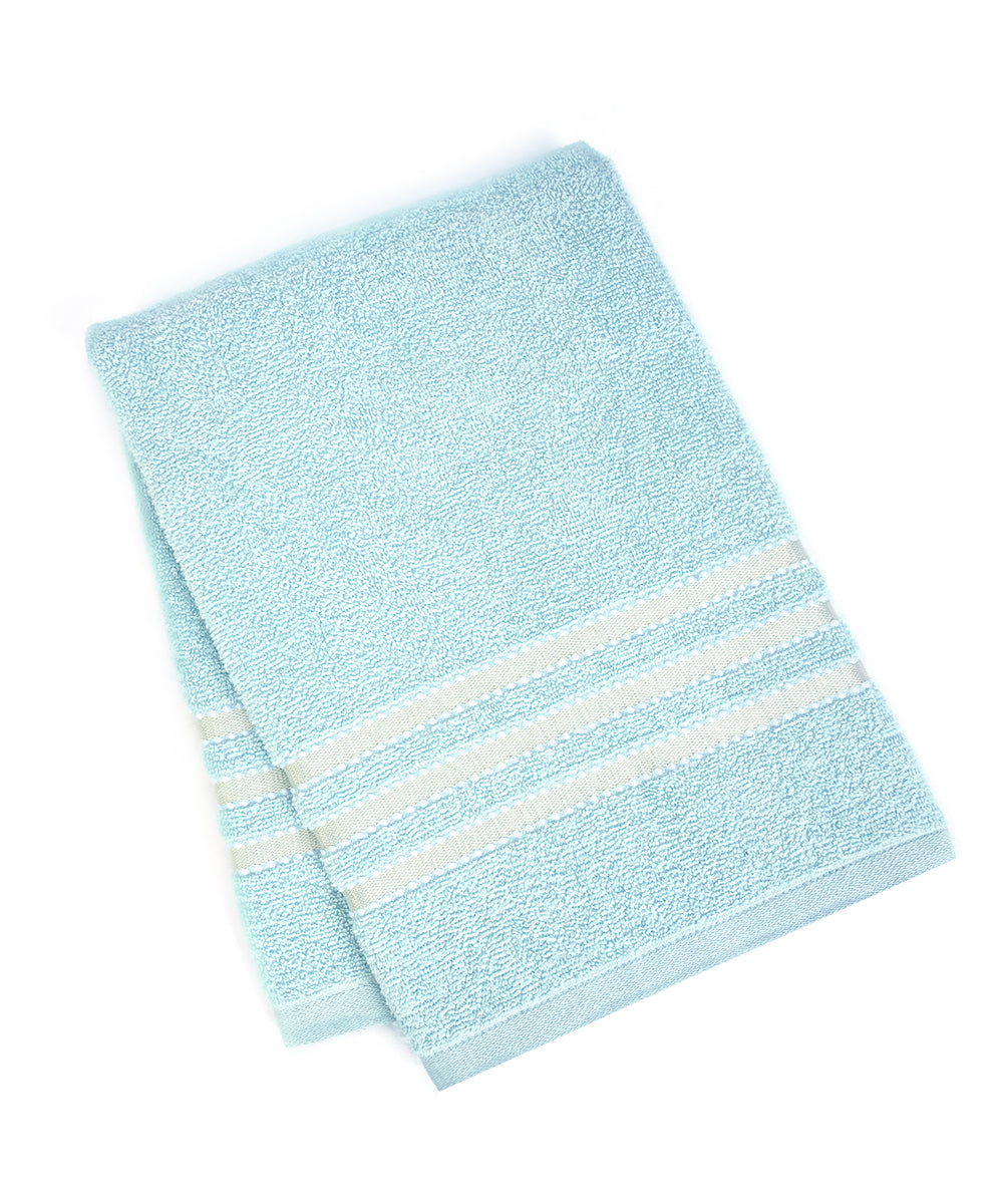 Luxury cotton absorbent Prime Club Rivera towel perfect for drying and pampering after every bath.