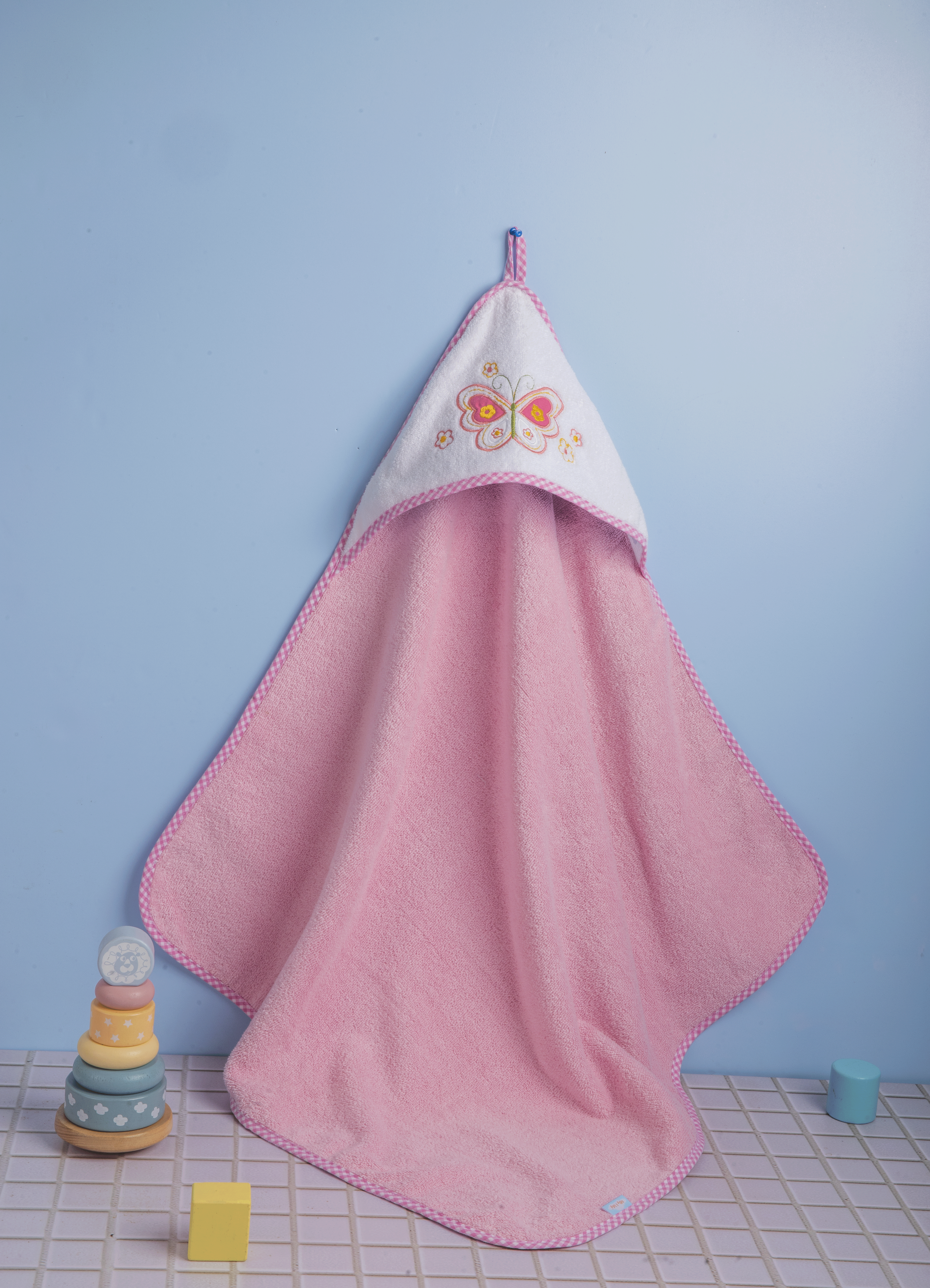 "Newborn baby hooded towel with a cute butterfly design, perfect for keeping little ones warm and dry."