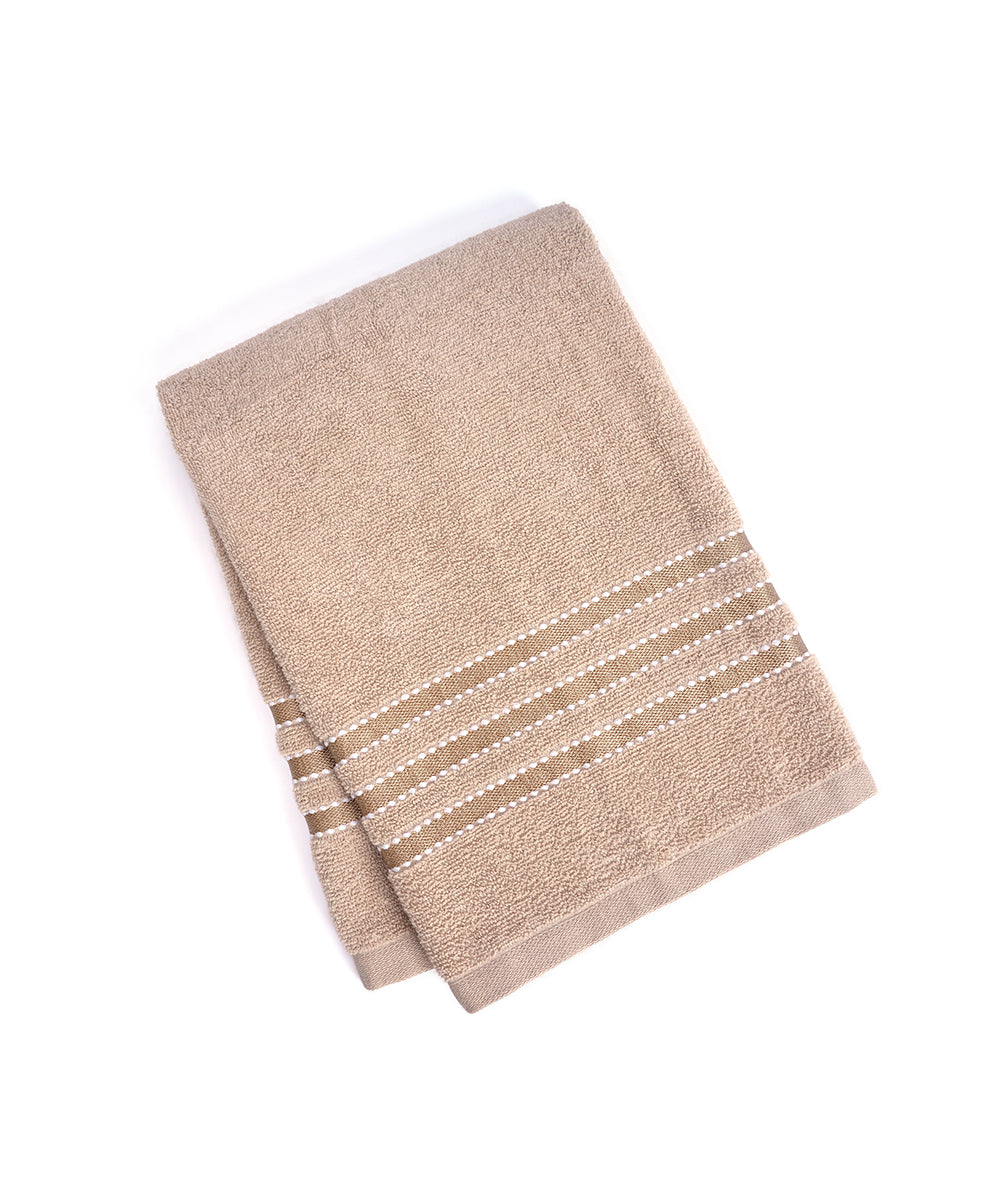 Prime Club Rivera soft bath towel with high absorbency for effective moisture-wicking and quick drying.