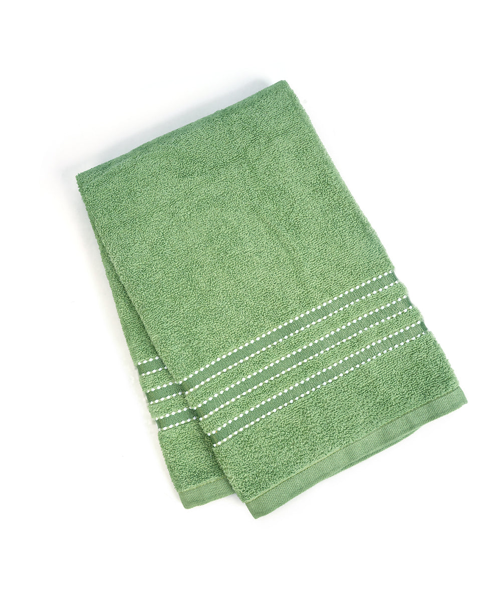 Prime Club Rivera soft and absorbent towel designed for superior moisture retention and quick drying.